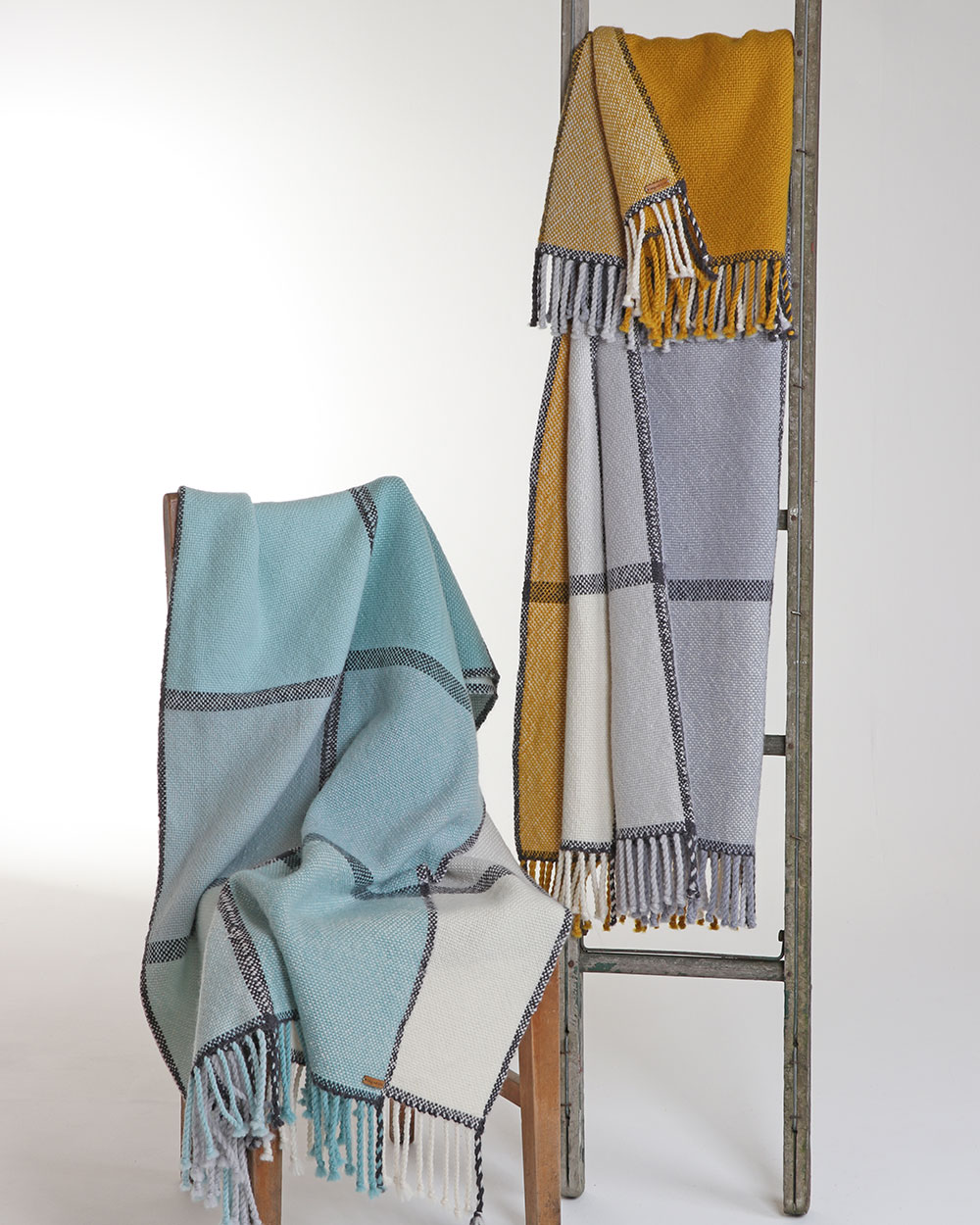 ashford handicrafts Win a Big Blanket, Little Loom Kit