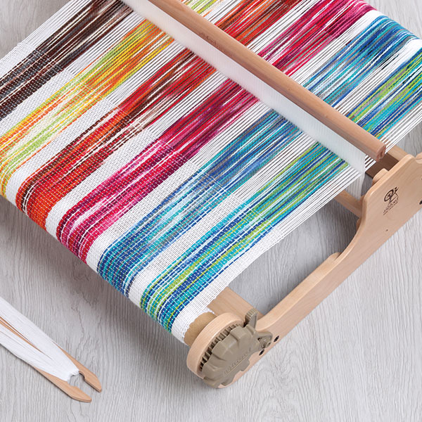 Rigid heddle looms