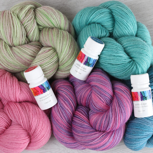 Undyed Ashford 100% NZ Wool 4 ply (3 fold) Yarn - Image 6